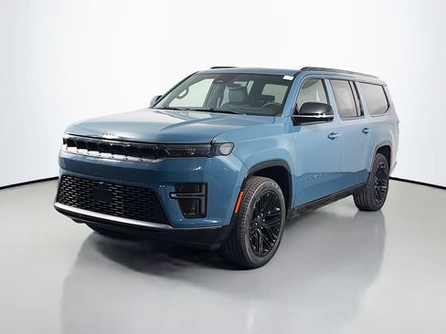 New 2026 Jeep Grand Wagoneer L Limited AWD/4WD image 3