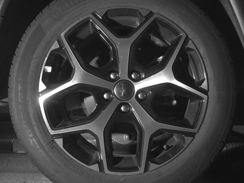 Used 2025 Jeep Compass Limited image 15