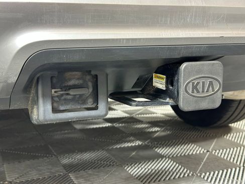 Used 2020 Kia Telluride SX w/ SX Prestige Package image 27