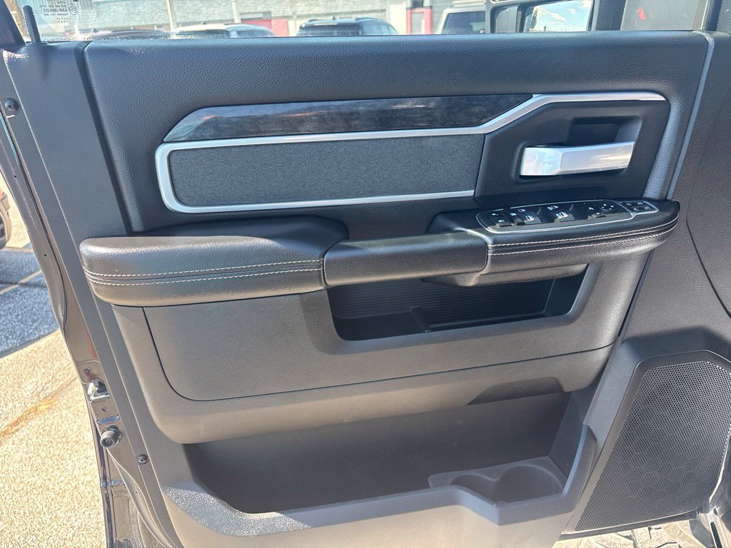 Used 2023 RAM 2500 Big Horn w/ Level B Equipment Group AWD/4WD image 18