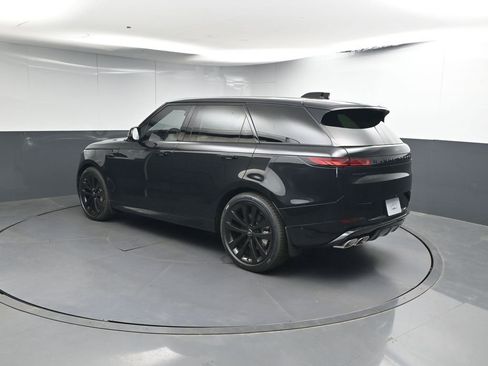 New 2025 Land Rover Range Rover Sport Dynamic SE AWD/4WD image 3