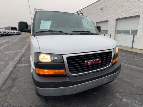 Used 2024 GMC Savana 2500 w/ Driver Convenience Package image 2
