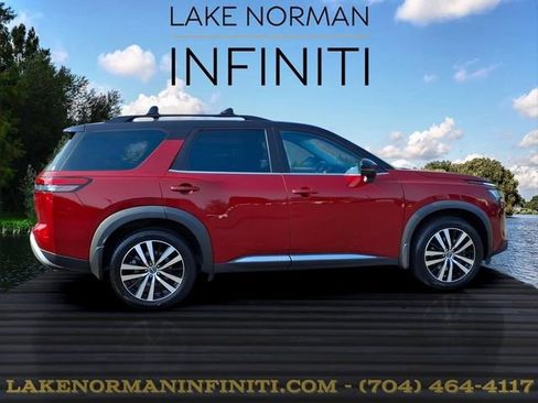 Used 2023 Nissan Pathfinder Platinum AWD/4WD image 25