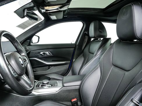 Used 2023 BMW M340i w/ Premium Package image 5