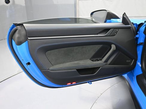 Certified 2022 Porsche 911 GT3 RWD image 15