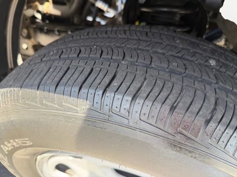 Used 2014 Toyota Tacoma 2WD Regular Cab image 29