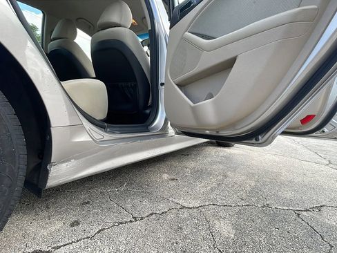 Used 2015 Kia Optima LX image 18