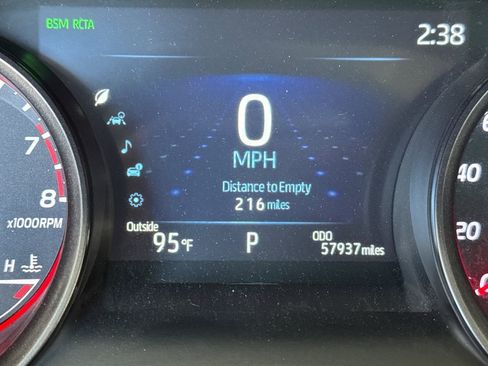 Used 2023 Toyota Camry XSE FWD image 22