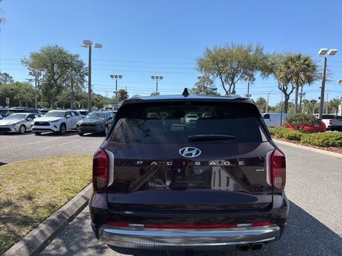 Used 2024 Hyundai Palisade Calligraphy image 6