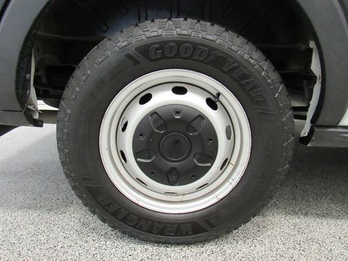 Used 2020 Ford Transit 150 Low Roof RWD image 14