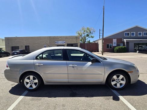 Used 2008 Ford Fusion SE AWD/4WD image 4
