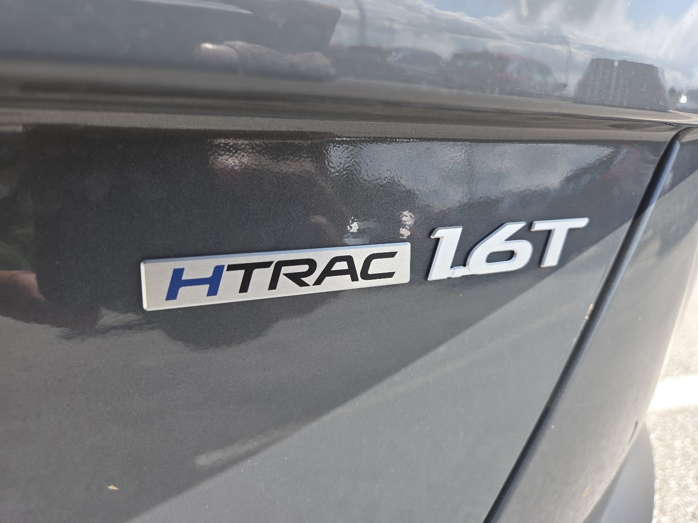 New 2026 Hyundai Kona Limited AWD/4WD image 8