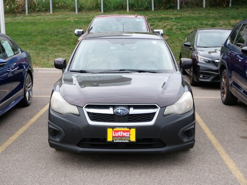 Used 2012 Subaru Impreza 2.0i Premium w/ All-Weather Pkg AWD/4WD image 2