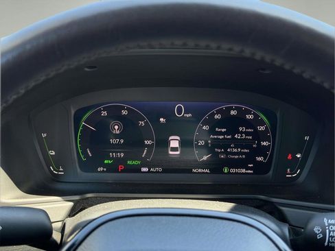 Used 2025 Honda Accord Touring image 10