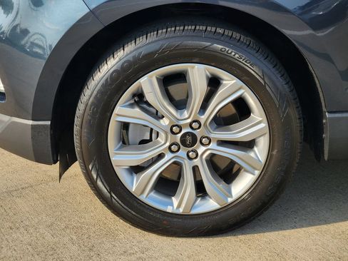 Used 2024 Ford Edge Titanium AWD/4WD image 10