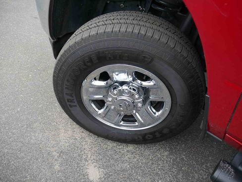 Used 2026 RAM 3500 Tradesman w/ Chrome Appearance Group image 13