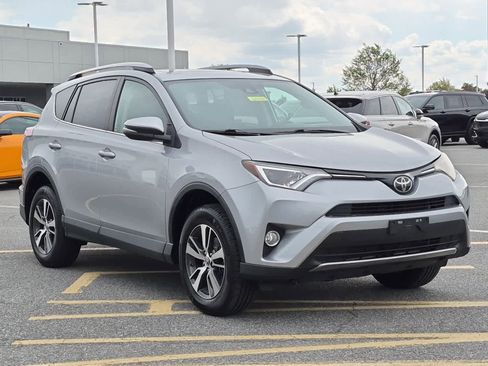 Used 2017 Toyota RAV4 XLE w/ All Weather Liner Package AWD/4WD image 2
