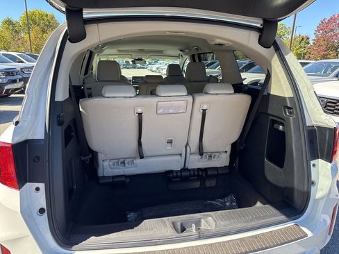 New 2026 Honda Odyssey EX-L image 9