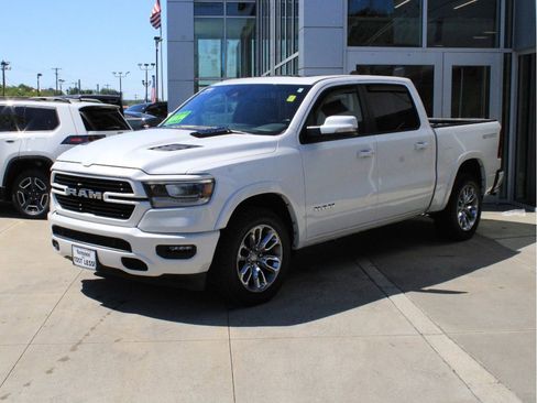 Used 2021 RAM 1500 Laramie w/ Sport Appearance Package AWD/4WD image 3