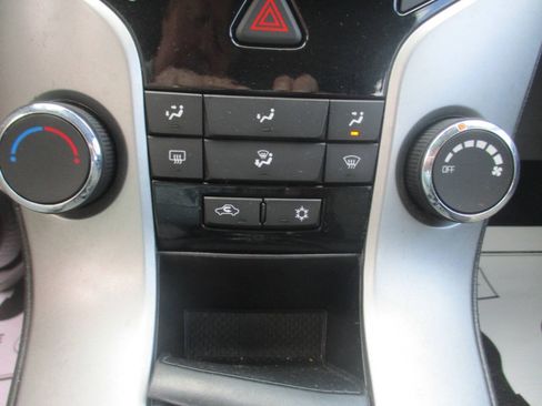 Used 2014 Chevrolet Cruze LS FWD image 20