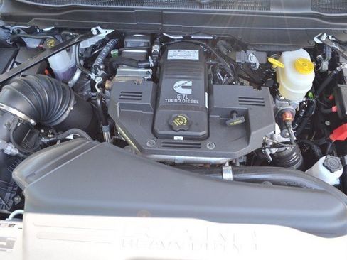 New 2024 RAM 3500 Tradesman w/ Chrome Appearance Group image 33