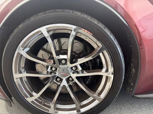 Used 2017 Chevrolet Corvette Grand Sport RWD image 16