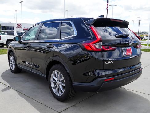Used 2025 Honda CR-V EX-L image 6