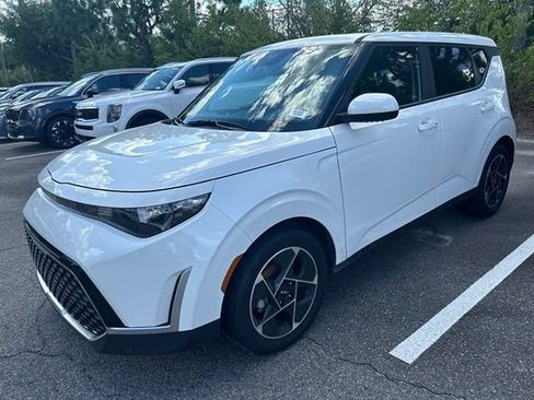 Used 2025 Kia Soul EX FWD image 7