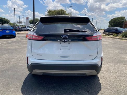 Used 2024 Ford Edge SEL AWD/4WD image 6