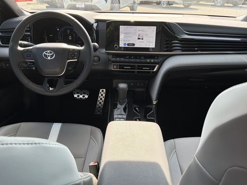 Certified 2026 Toyota Camry SE w/ Convenience Package FWD image 4