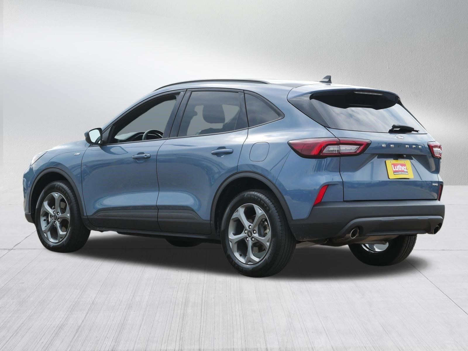 Used 2025 Ford Escape ST-Line Select AWD/4WD image 5