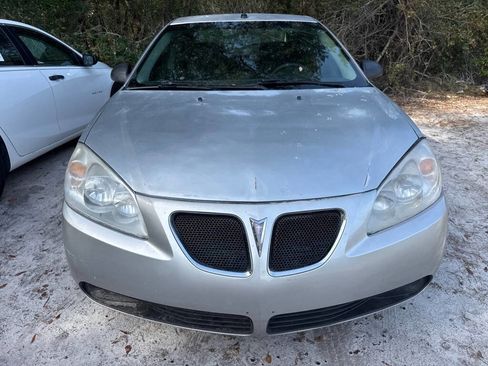 Used 2008 Pontiac G6 Base 4dr Sedan image 2