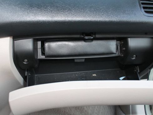 Used 2007 Subaru Outback 2.5i L.L. Bean image 35