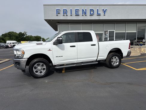 Used 2024 RAM 2500 Big Horn AWD/4WD image 2
