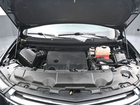 Used 2023 Chevrolet Traverse LT FWD image 12