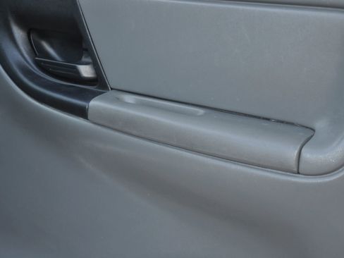 Used 2009 Ford Ranger XL image 24