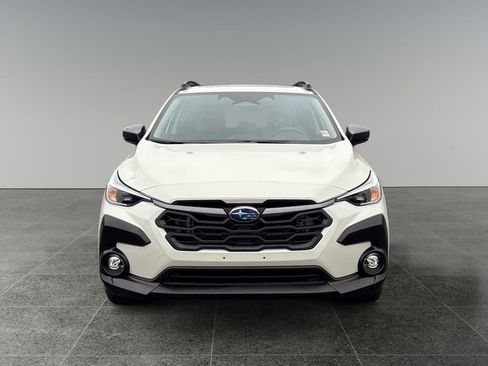 Used 2024 Subaru Crosstrek 2.0i Premium image 2