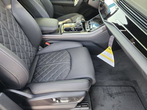 New 2026 Audi SQ7 Prestige AWD/4WD image 15