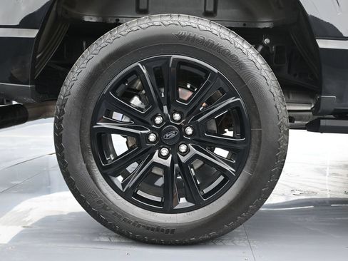 Used 2025 Ford F150 Platinum w/ FX4 Off-Road Package AWD/4WD image 18