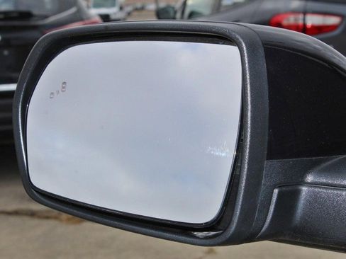 Used 2024 Ford Edge SEL image 28