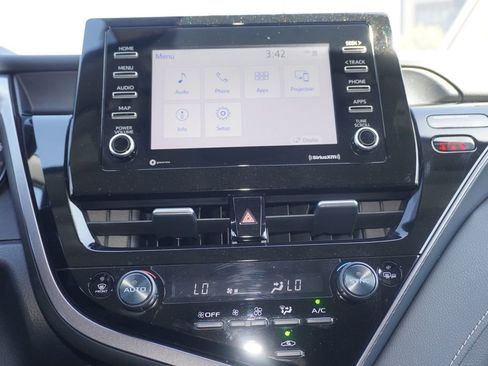 Certified 2024 Toyota Camry SE FWD image 17