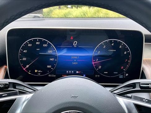 Used 2026 Mercedes-Benz GLC 300 4MATIC image 16