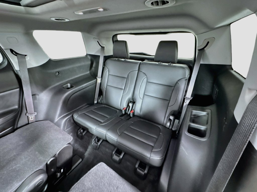 Used 2023 GMC Acadia SLT w/ Elevation Edition AWD/4WD image 14