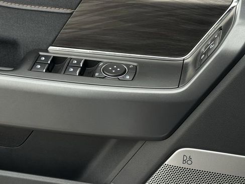 Certified 2025 Ford F150 Lariat image 25