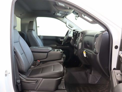 Used 2026 Chevrolet Silverado 1500 W/T image 16