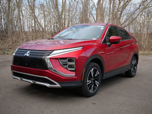 Used 2025 Mitsubishi Eclipse Cross SE AWD/4WD image 3