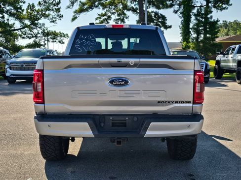 Used 2021 Ford F150 XLT w/ Equipment Group 302A High AWD/4WD image 4