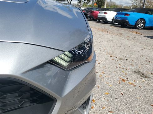 Certified 2021 Ford Mustang Coupe image 3