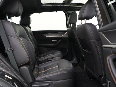 Certified 2024 MAZDA CX-90 3.3 Turbo S w/ Premium Package AWD/4WD image 13