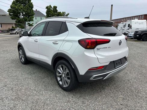 Used 2022 Buick Encore GX Essence w/ Experience Buick Package AWD/4WD image 7